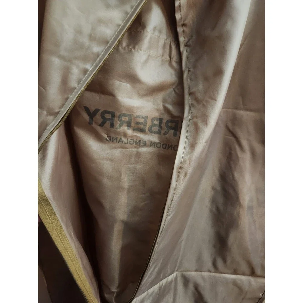Burberry Nylon Full Zip Clothing Garment Bag in Khaki 40